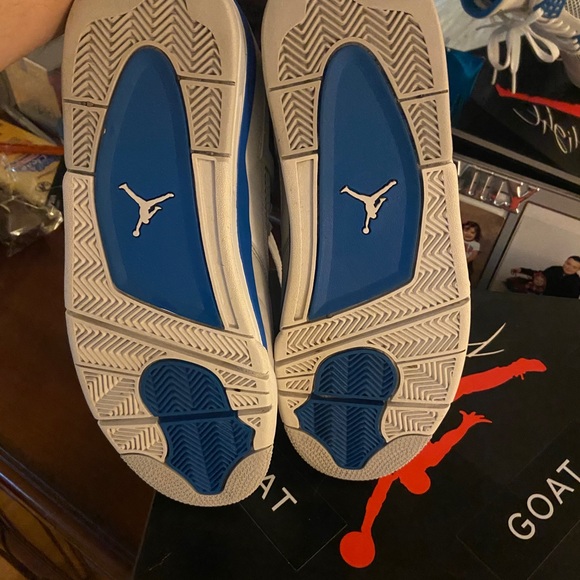 Jordan 4 main image 6